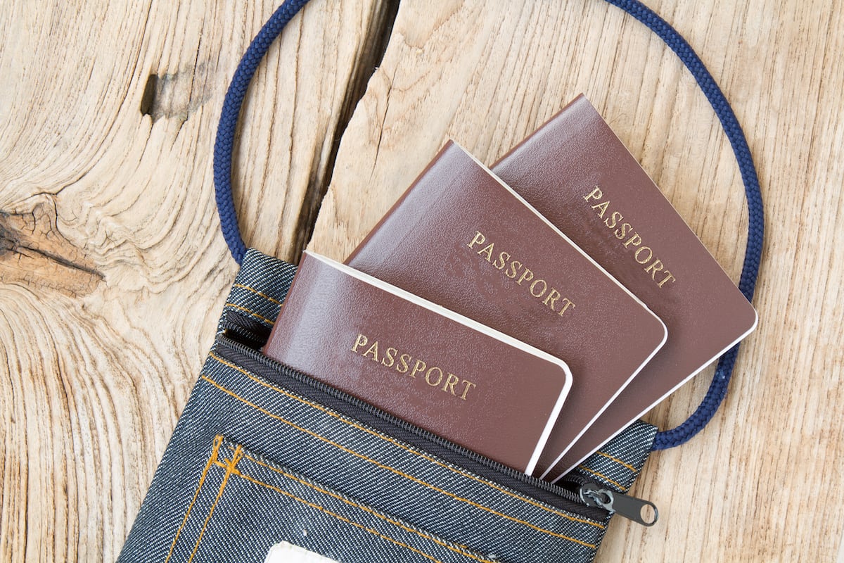 tripfarearea_EN's tweet image. E-Visa to Russia will not yet be issued
 #openingborders #Entryrules #Russia #visas
An e-Visa to Russia, which would allow up to 16 days of stay in the country, would be issued later.
Initially, issuance was planned from 1 January.

bit.ly/3nC047Z