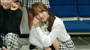 ┊ ༑ ࿐ྂ。michaeng auMina, the student council's vp tried the crush calculator on twitter, but the thing is the result will be sent to the twitter of your crush. And what if it's Son Chaeyoung, the student council's president ? What could go wrong ?