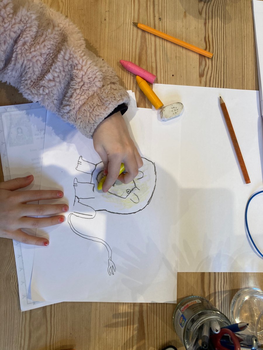 NicPalmerE8's tweet photo. @ShacklewellFams @ShacklewellE8
Thanks for heads up for having fun making illustrations #drawwithedvere https://t.co/pu6qx1n2cC