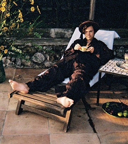 harry styles as textposts; a thread