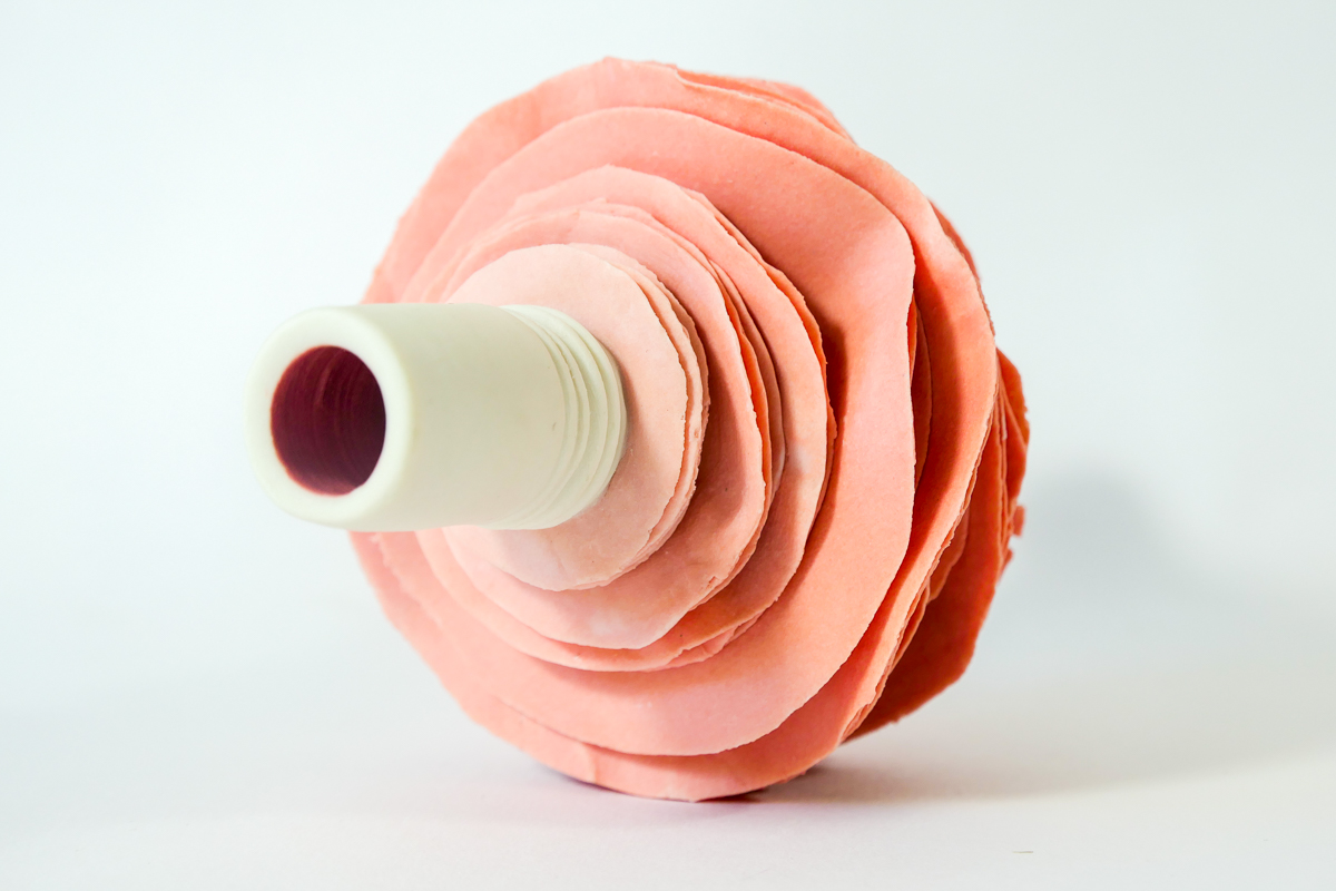 I came across Paul Lloyd's sculptural ceramics at Innovations in Ceramics Art held in Cambridge. I instantly fell in love with his shapes and colours. I was thrilled when he decided to sell his work via <a href="/cambs_ceramics/">Cambridge Ceramics</a>. Check his amazing work out! 😲 😍 cambridgeceramics.com/artists/paul-l…