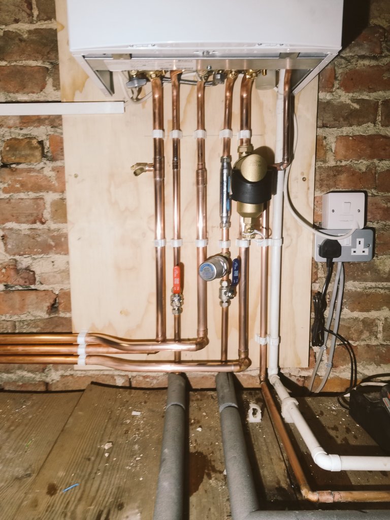 The Gas Man Cometh ✝️ tweet media