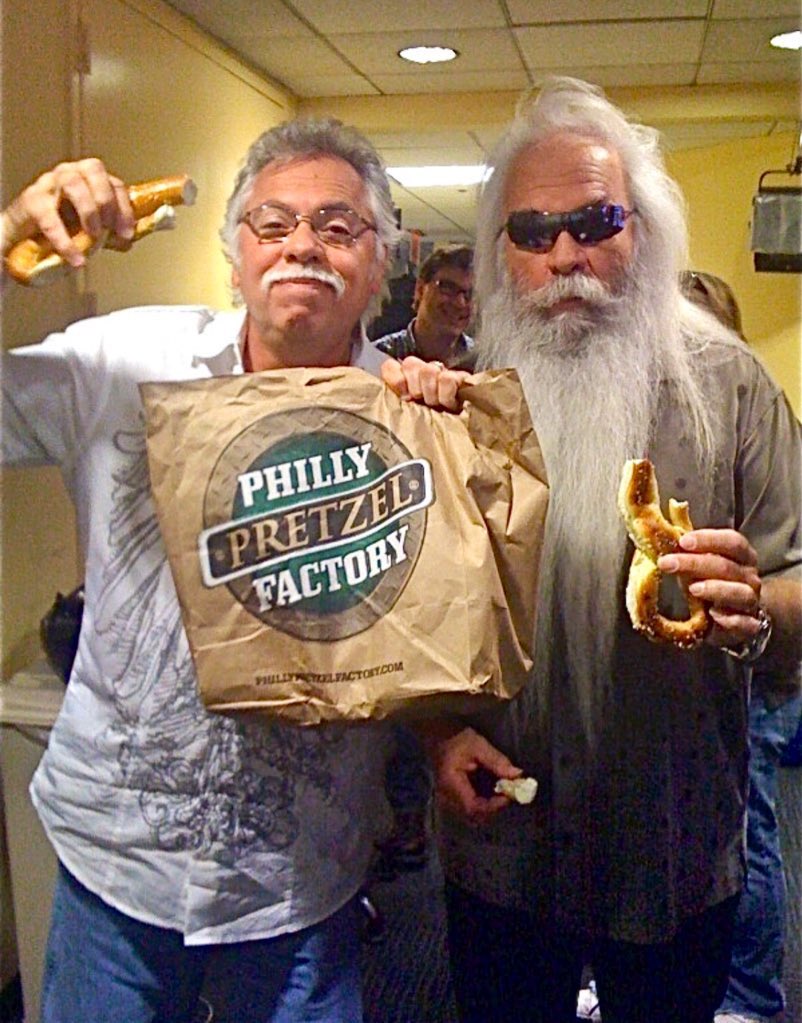 joebonsall's tweet image. Happy Birthday to my dear friend and partner WILLIAM LEE GOLDEN ... @wlgolden 

The years have flown by yet here we still are ... We have to hang in there for there is still more singing to do ... Love you Golden ...