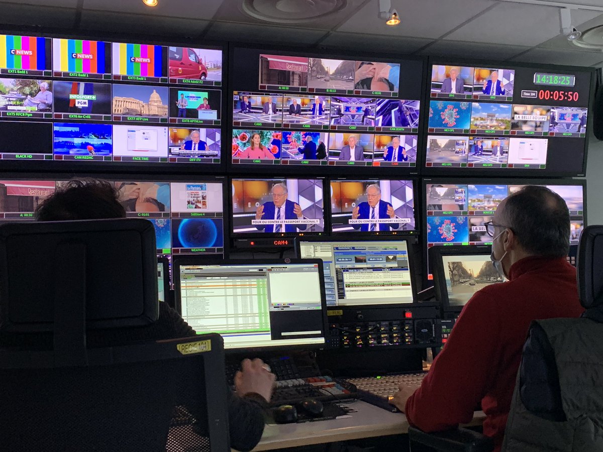 CaptainLacroute's tweet photo. [#Actu] Dans la régie de @CNEWS  pour accompagner mon ami Michel Chevalet, journaliste scientifique reconnu. #LaBelleEquipe
Aujourd’hui il parle de #COVID19 et de vaccin. Nous parlerons d’aéronautique bientôt sur sa chaîne #CommentCaMarche
Abonnez-vous !
https://t.co/85K7BQQcn4 https://t.co/2p0w8bwoaP