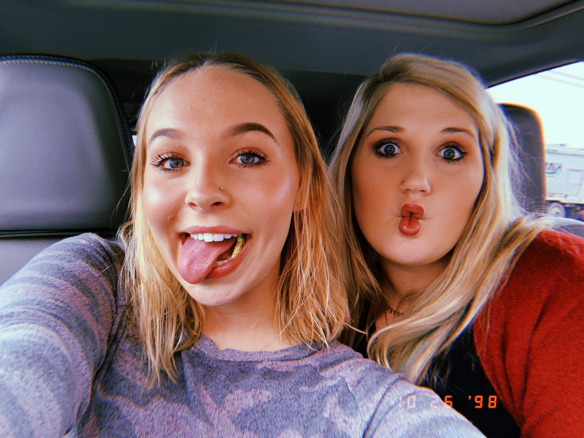 hippielain's tweet photo. happy 20th sunshine 💫⭐️🦋🌅 I love u &amp; ur happy soul so much. Don’t know what I would do without our wild adventures. You mean the most to me 😘😘😘😘 https://t.co/OCDguwreqm