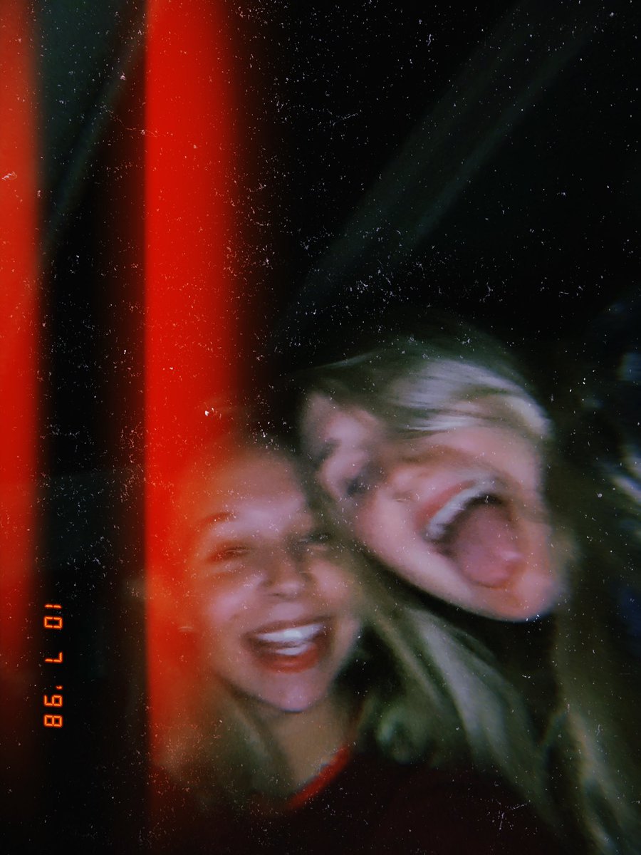 hippielain's tweet photo. happy 20th sunshine 💫⭐️🦋🌅 I love u &amp; ur happy soul so much. Don’t know what I would do without our wild adventures. You mean the most to me 😘😘😘😘 https://t.co/OCDguwreqm
