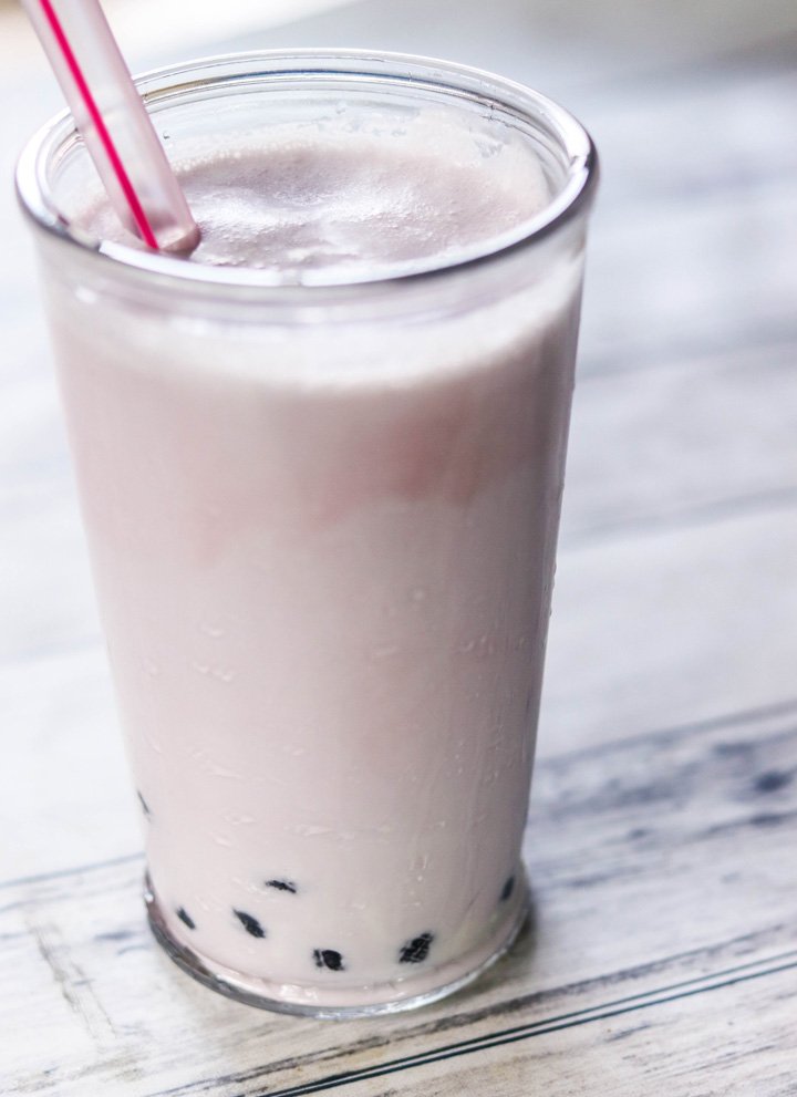 angeIbnb's tweet photo. special order of bubble tea and cookies for @JENNlEJIMIN from anonymous ! <3

"love you always bestie" https://t.co/I2NMaOKrsl