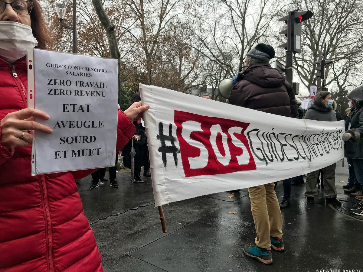 CharlesBaudry's tweet photo. 📸Retour en images sur le rassemblement des « #intermittentsdutravail » à #Paris près du Ministère du #travail. Ils demandent une année blanche pour les intermittents de l’#emploi et la réintégration dans le régime des intermittents dont ils ont été exclus en 2014. #COVID19 https://t.co/VNILSsiq35