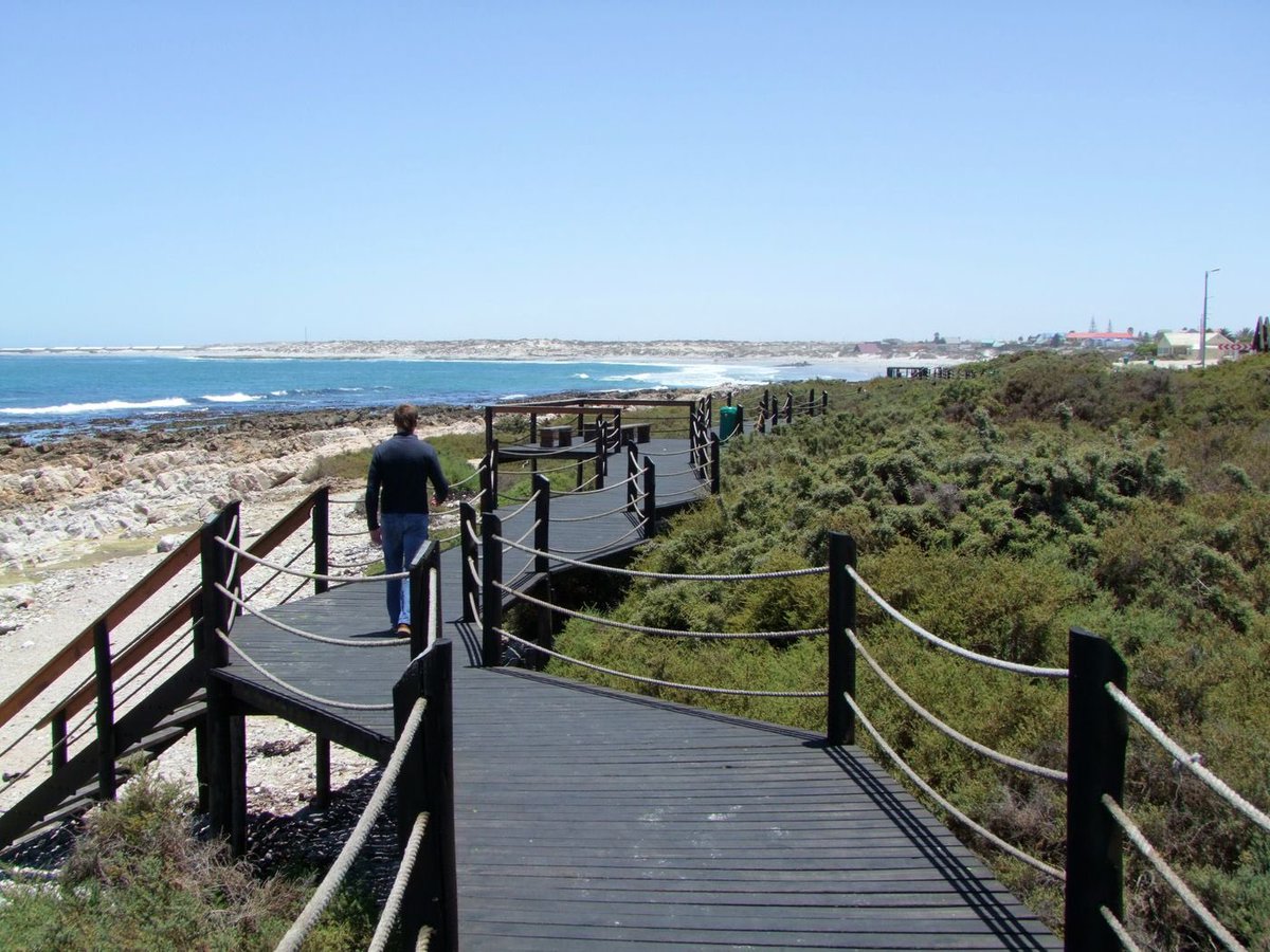 sontondlovu's tweet photo. Beaches in the @NorthernCapeSA are open. No hotspots there. #LockdownLevel3 #NCCC #Level3Regulations https://t.co/17Co7jrjSw
