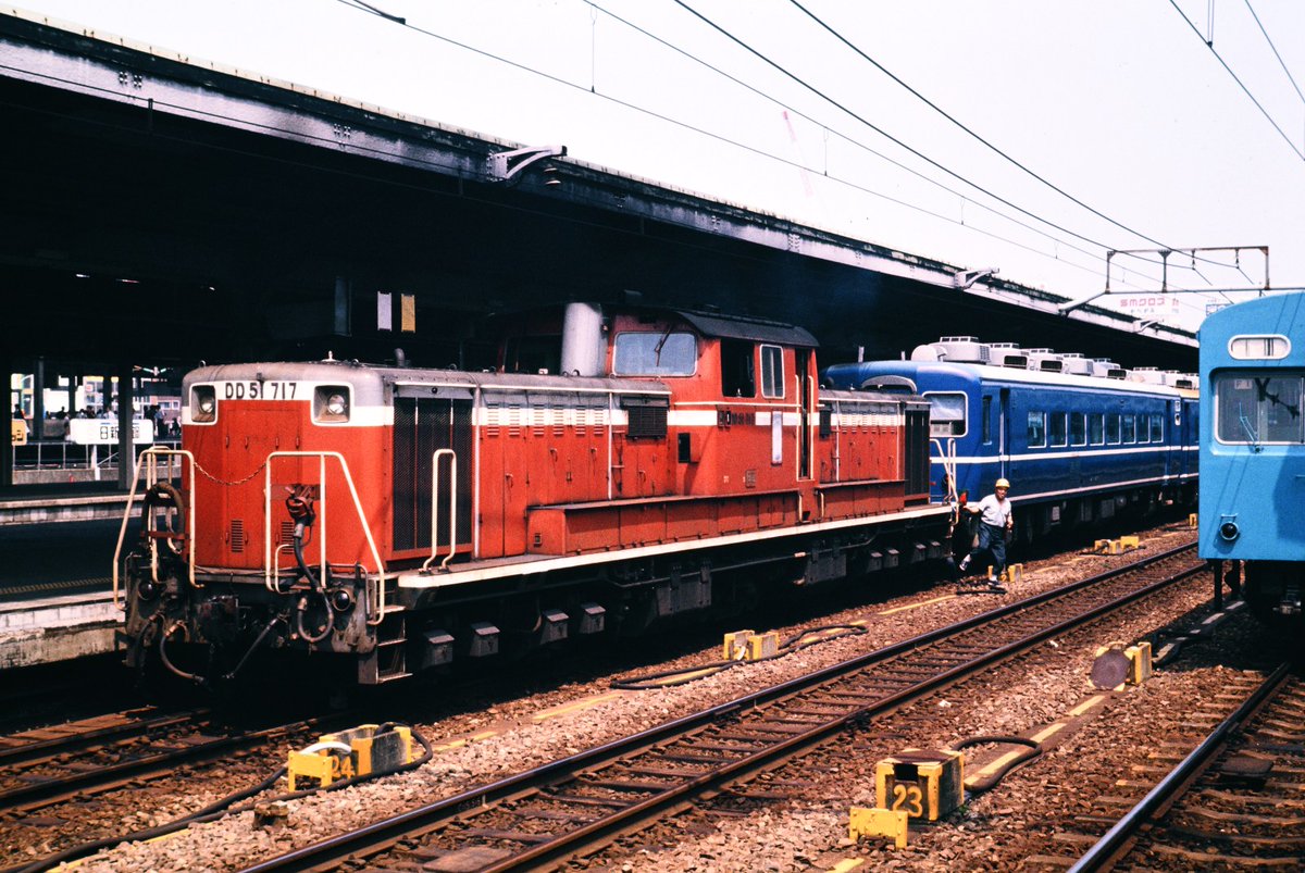 海列車 Erid5F_XcAEJ2Gr.jpg