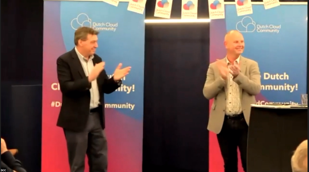 ispconnect's tweet photo. De online lancering van @dutchcloudcomm gemist? Je kunt deze nu terugkijken via ons YouTube kanaal; https://t.co/67i9SyxjAN

#Dutchcloudcommunity #Cloud #DHPA #Vereniging https://t.co/lBGagYLZSt
