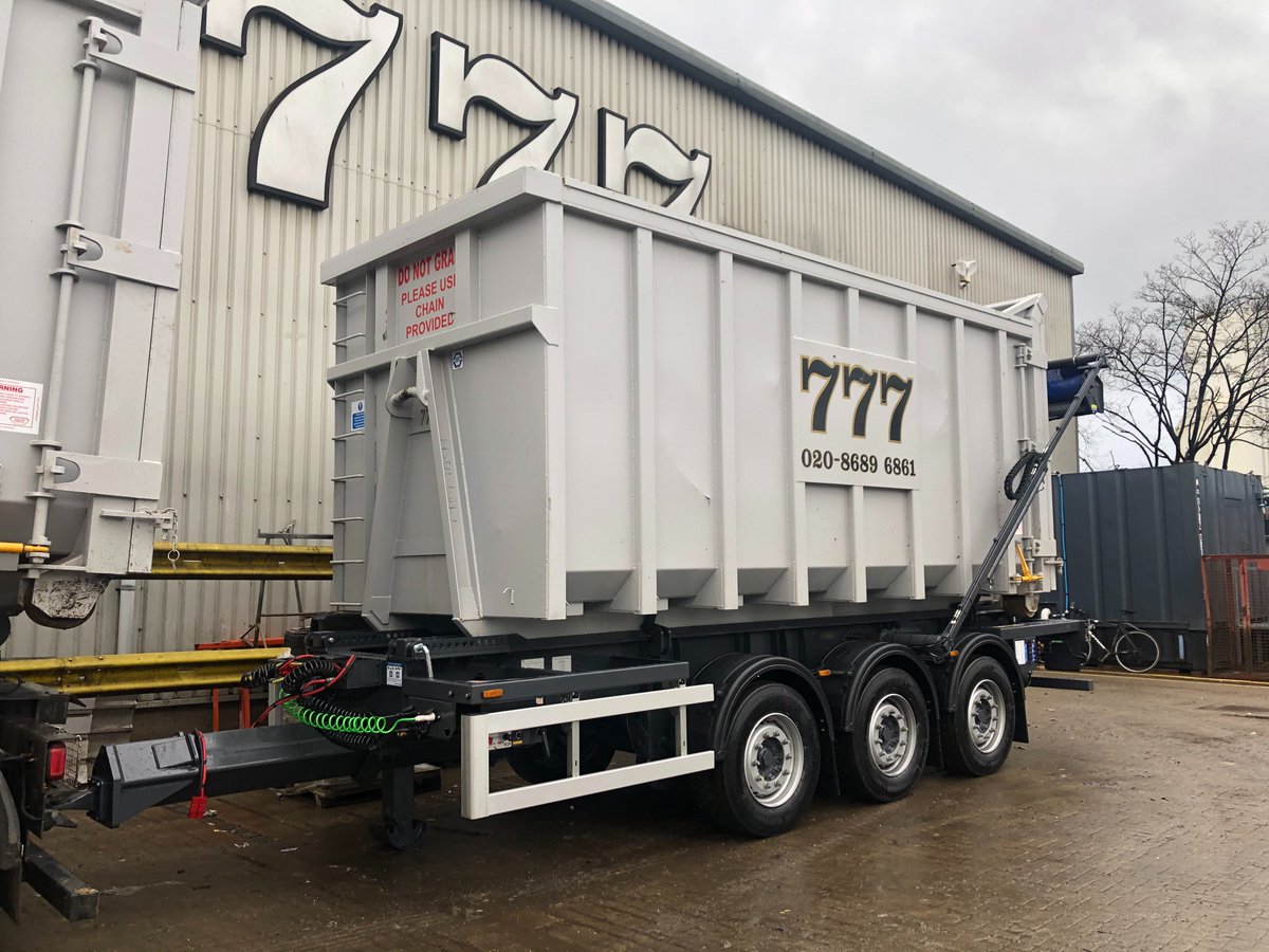 777group's tweet photo. @777group are excited to kick off 2021 with the latest addition to our growing fleet. Presenting our Brand New Boughton Roll On/Off Trailer complete with sheeting system that compliments our new DAF!
In addition, we have also acquired 2x Brand new Roll On/Off bins to suit! #NFDC https://t.co/ikzAcYOHzZ