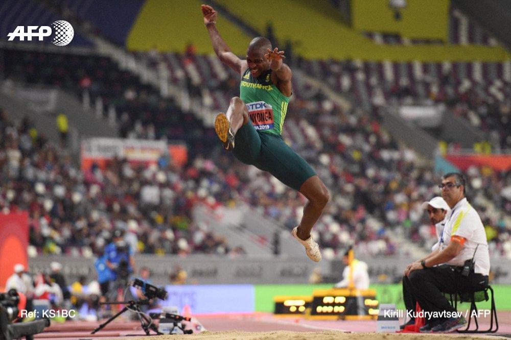 SID_Stuehm's tweet photo. eigentlich sollte luvo #manyonga bei den @Tokyo2020 zu gold im weitsprung fliegen, doch der südafrikaner steckt womöglich erneut im drogensumpf... @SID_Sportnews via @Eurosport_DE https://t.co/UBARGyz2Qf https://t.co/vnQr2MTKXL