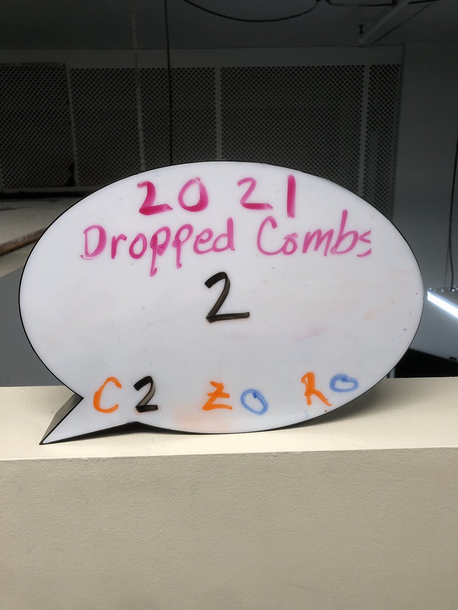 SE_Randallisms's tweet photo. Not a great start @caleb_bluvas!!  
#butterfingers #droppedcombs2021 https://t.co/AqImJtlKQw