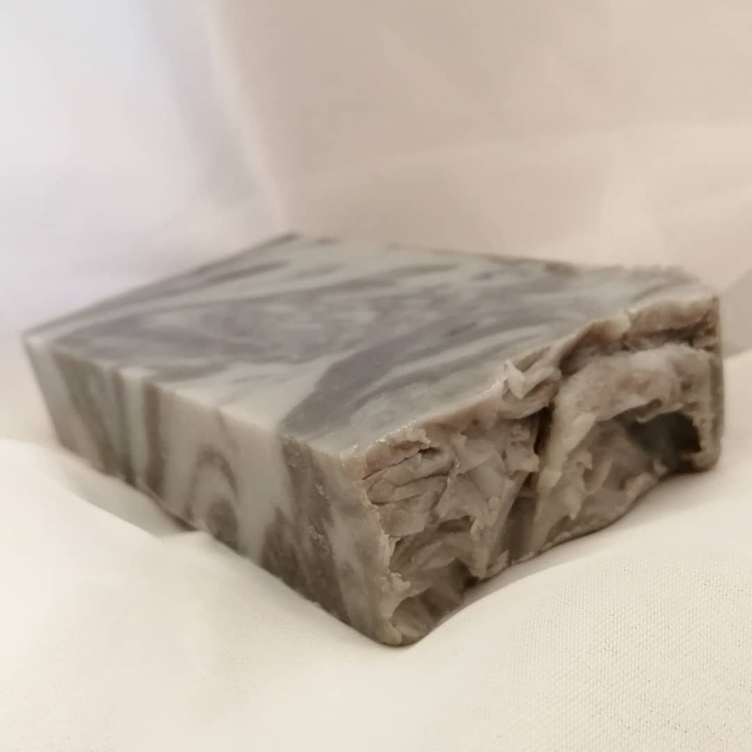 Derose_UK's tweet photo. Dead Sea Mud Facial Soap £2.49
#artisan #olivesoap #deadseamud #facial #facesoap #selfcare #etsy #ethical #biodegradable #bathtime #treatsomeoneelse #treatyourself #distancegifting #gift #shopsmallbusiness #sendinglove https://t.co/pwZMnfwTW8