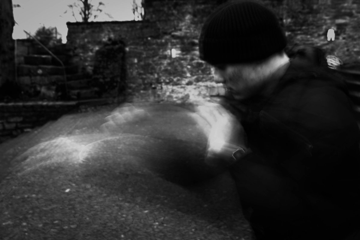 SORIK16's tweet photo. Letzte Woche für 2h rausgegangen und ein paar Shots mit Tageslicht aus dem Handgelenk gemacht. 📸 🥊 https://t.co/faO6w1yQ79