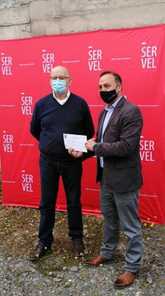 ChiloeDecide's tweet photo. "Después de la Notaria de Ancud, realizó la formalidad en Puerto Montt, oficinas del Servel". 

Selim Barría, inscribe candidatura por la alcaldía de Ancud. https://t.co/5FYswB2hac