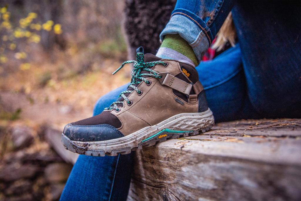 Whether youβre a weekend warrior or setting out on a weeklong excursion, the Grandview provides traction and stability for wherever the trail takes you. π·: @kylie.fly https://t.co/kl1xtloDv2