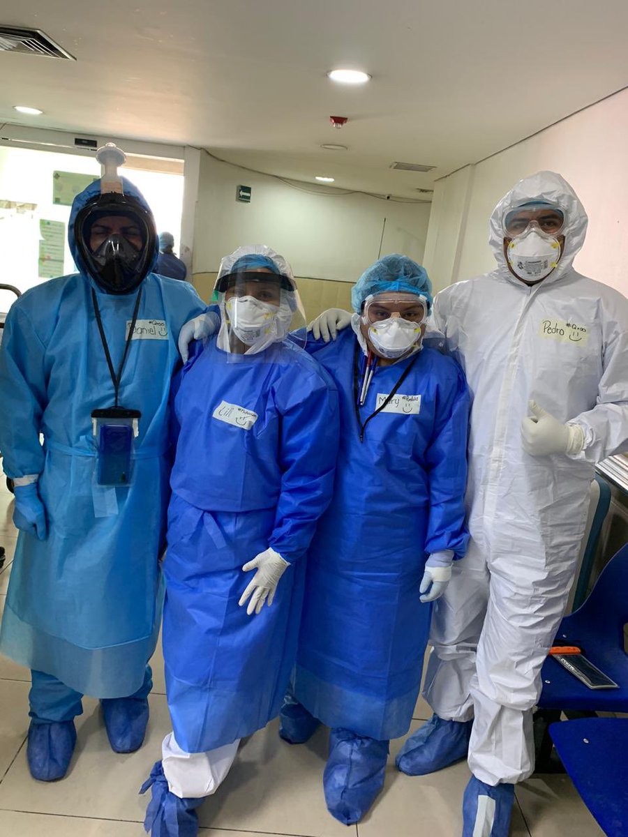 xochitlromerog's tweet photo. La #BrigadaCovid del @IMSS_QRoo continúa trabajando y apoyando ante esta contingencia por #COVID19 en #CDMX y área metropolitana en la #OperacionChapultepec. @Tu_IMSS somos una gran familia y juntos saldremos adelante. https://t.co/xonEVql0KT
