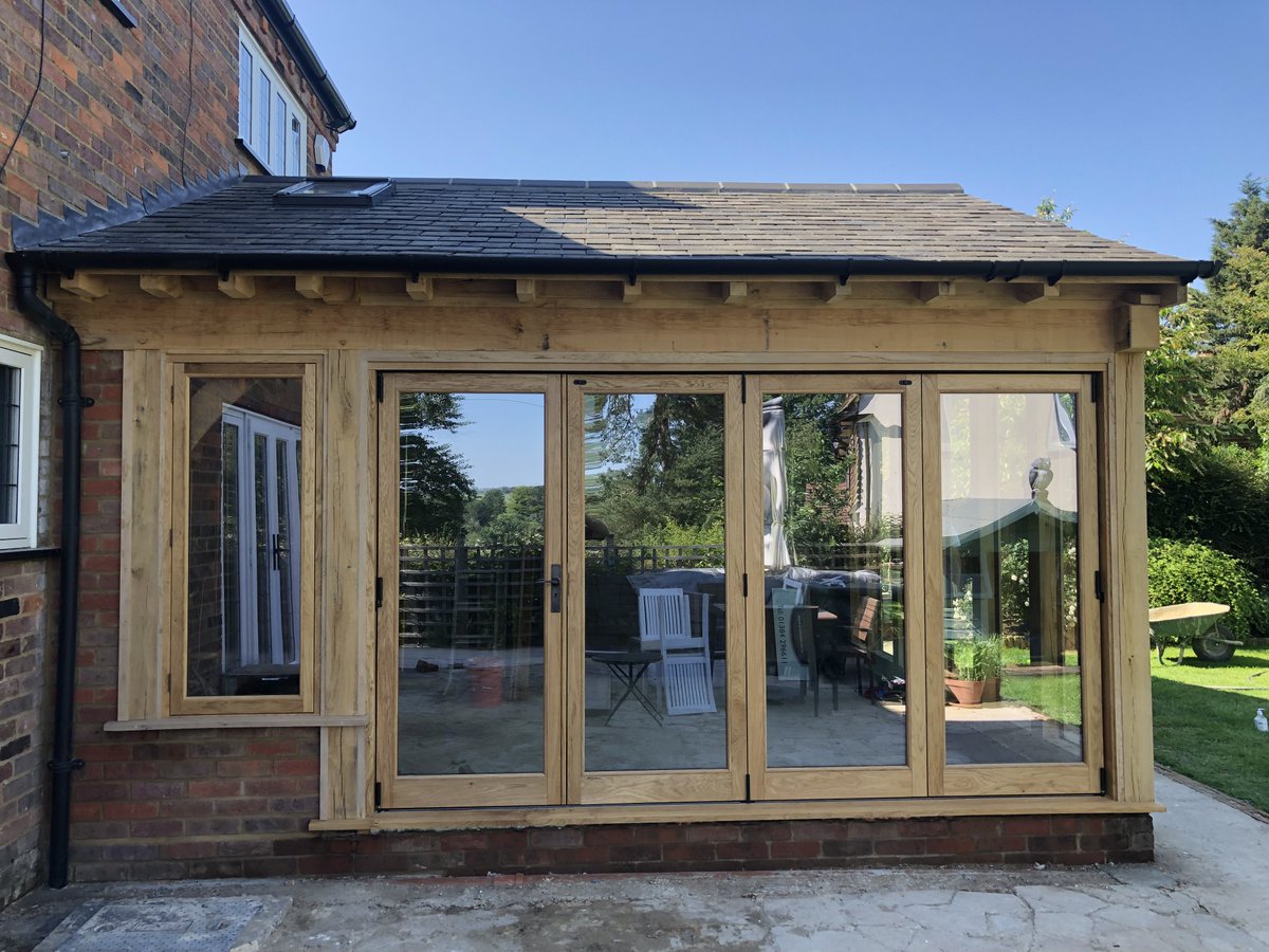 The craftsmanship on this #oakextension is exquisite. The oak frame helps the building beautifully blend into its surroundings.

#oakbuildings #oakextension #oakframedbuilding #qualitycraftmanship #westsussex #essex #kent #roomoutside