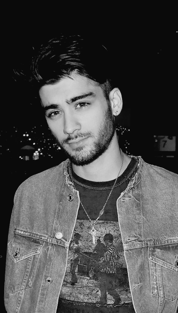 Parabéns para a lenda que Zayn Malik é.
HAPPY BIRTHDAY MEU CRISTALZINHO  