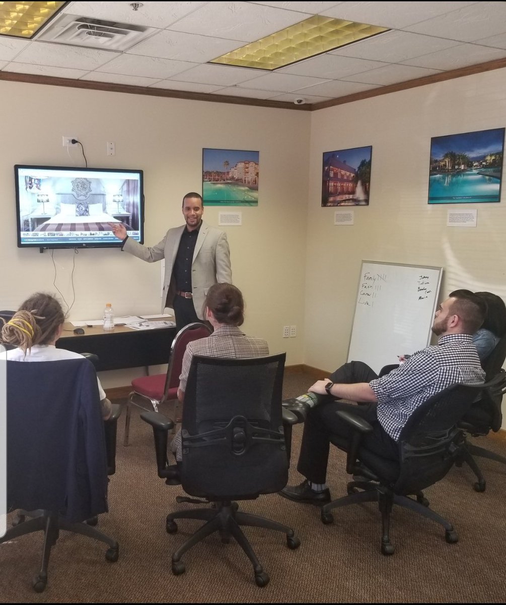 BgTrainer1's tweet photo. Bluegreen has the best Training and Development!! Plus it's always fun!!Make the decision today to start a new life with Bluegreen Vacations. #Sharehappiness #LifeAtBluegreen #LoveWhereYouWork https://t.co/N0jeLqQkqj