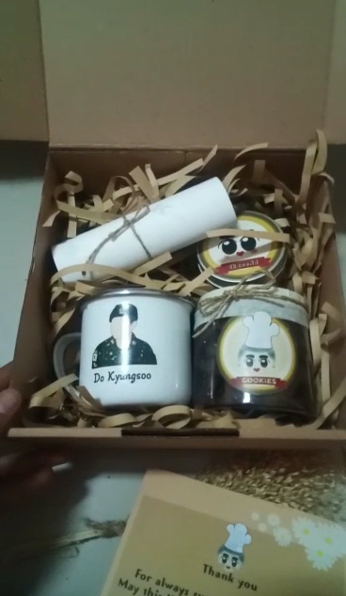 dksoo_id's tweet photo. 📢GIVE AWAY ALERT!!📢

rules:
🐧 Exol atau Dandanie only
🐧 Like, rt, rep dengan proof/ss heart choeaedol di community Kyungsoo seperti contoh 
🐧 Pesan untuk Kyungsoo 
🐧Sertahan hashtag
#DKSoo_KyungsooDay 
#DYODAY2021
#OurPrideKyungsooDay
#해피됴데이
#경수야_생일축하해 https://t.co/RhZizdqv2e