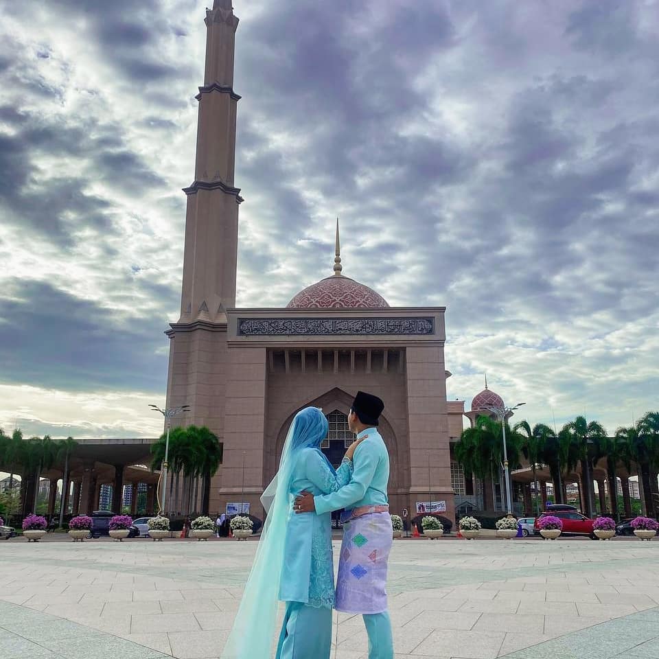 mfaizrxihan's tweet photo. 12/1/2021 Alhamdulillah, perancangan Allah SWT itu indah ❤️ Assalamualaikum isteriku ❤️ https://t.co/YRHmITTZPn