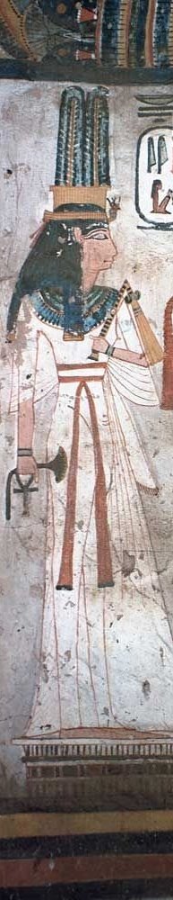 Also here's how queen tiye was portrayed on the walls. I would say a bit different from the bust lol.