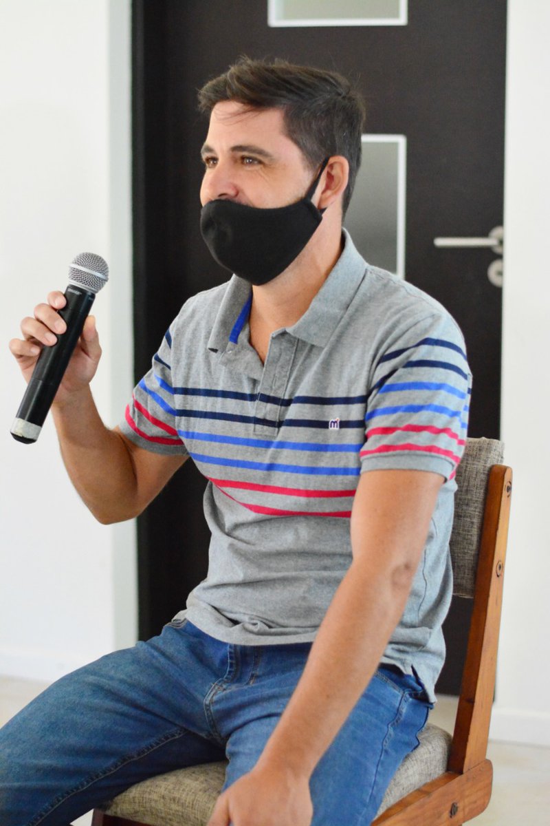 gobdecordoba's tweet photo. "Así es como cierra el circuito, no solo porque conectamos la hornalla sino porque le financiamos a las familias la red de gas y la conexión domiciliaria. Éste es el esquema que armamos para que haya progreso y mejor calidad de vida", @JSchiaretti. #ColoniaItaliana https://t.co/x81IEdN3db