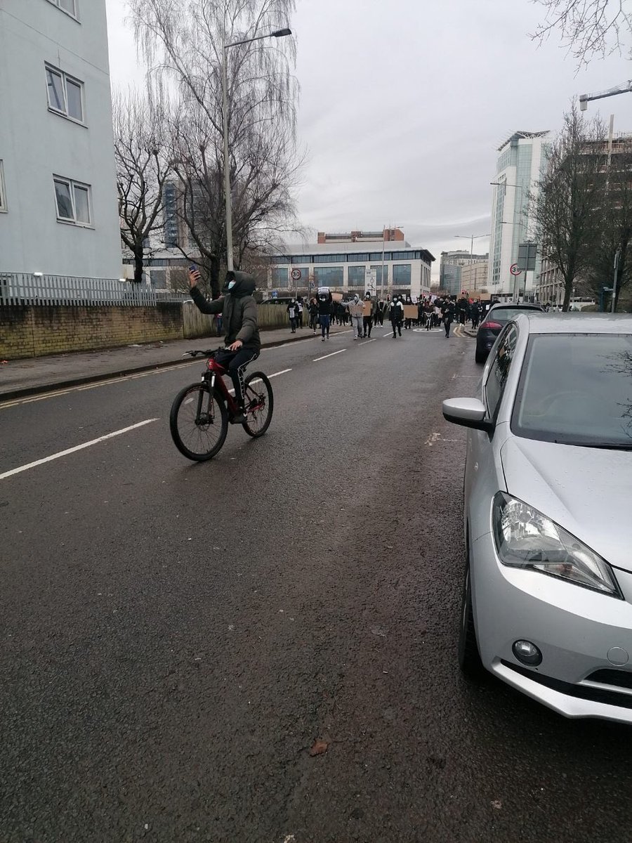 Last photo we’ve been sent by our source. Same spot. Allegedly around 200+ people. [9]