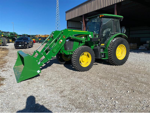 We were excited to “land” this project with Van Wall Equipment! This @JohnDeere 5075M will be used to mow grass airstrips. We came up with this @AllianceTire R3+ tread solution to replace the factory R1 tires. #themoreyouknow #agtires #treadsolution #turffriendly #turftire