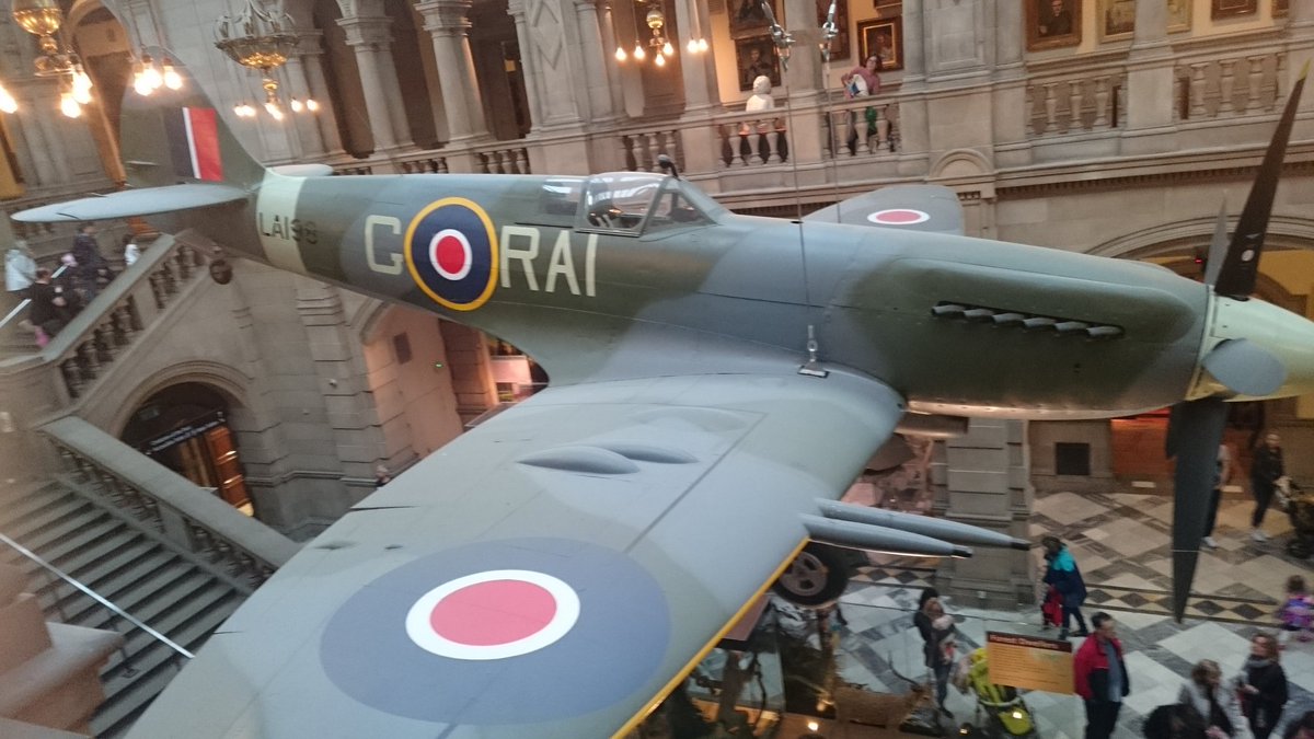 Another double header today, still getting back in the swing of it First up, Scotland, June 2017. Glasgow. Always worth a trip to a brilliant city. Even took in a bit of culture at the Kelvingrove museum.