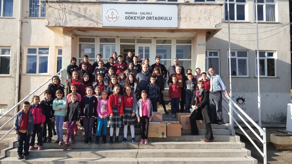 SalihliNFKSBL's tweet photo. Kardeşlik köprüleri kurduk...

 #salihlideegitim @SalihliNFKSBL, 
@tcmeb @ziyaselcuk @mdikici45 @il_mem_45 https://t.co/JxjH7iPYNV