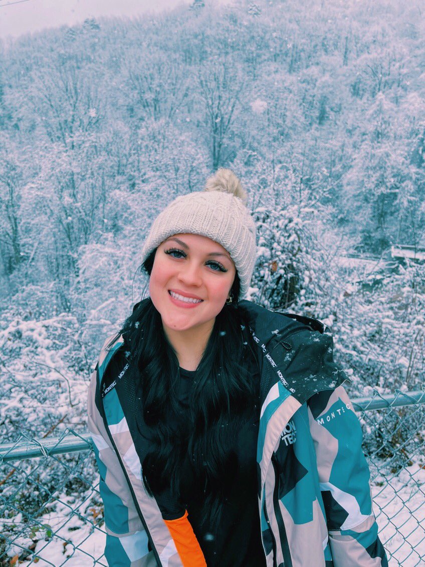 snow sad vacation is over🥺