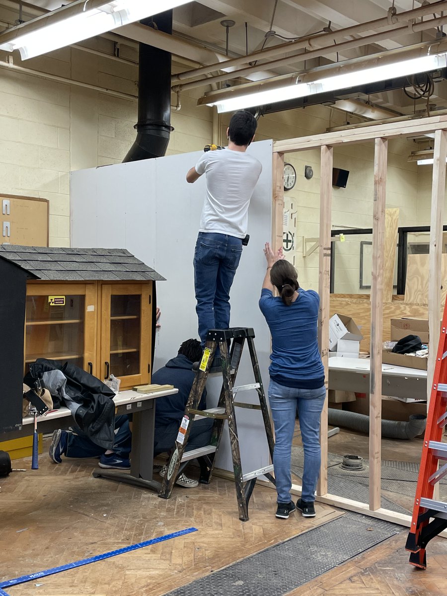 WickliffeFRC's tweet photo. Check out our @LLSWHS students of Wickliffe High School! They are currently working on a project to renovate the former Wood Shop at Wickliffe High School and convert it into our new space for our @WicKloset! 🔨🧰🔧 https://t.co/fE5oP7wOh7