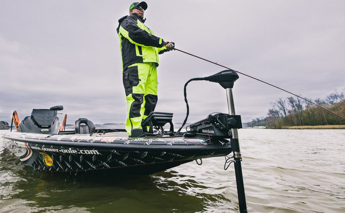 ChrisLaneFish's tweet photo. New year, new spots? Who's searching out some new water this weekend in search of a #bigbass?! https://t.co/7SRbSIXcoh