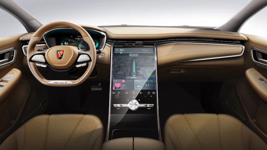 Autocosmos's tweet photo. #FelizMartes ❤️ Este modelo recién renovado, #MarvelX, podría ser la nueva SUV eléctrica que @MGMotorMx tiene para ti 😍 Con una enorme pantalla digital de 19.4" y 400 km de autonomía, ¿llegará a nuestro país? 👉https://t.co/vAI1CBu28C https://t.co/AR49Sf89tx