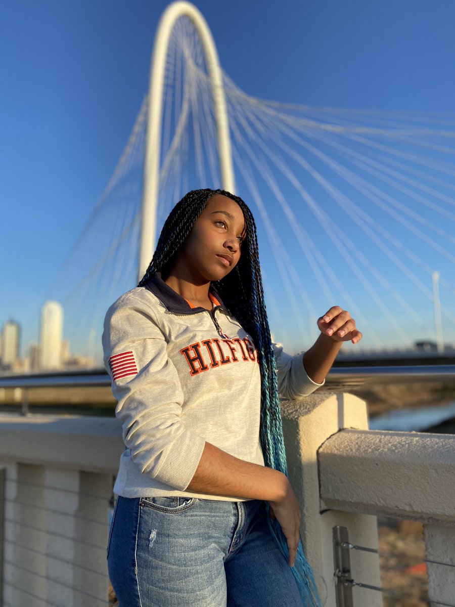 rayvenj__'s tweet photo. search the word โskyโ in your camera roll and post your favorite picture https://t.co/rWDGS4H3fH