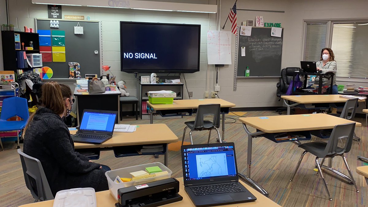 Work, work, work ❤️ #lovethisjob <a href="/wcsdistrict/">Worthington Schools</a>