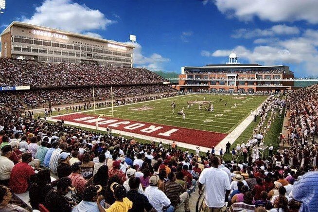 vizzina2's tweet photo. Blessed to receive an offer from Troy University ⚔️ ‼️
@CLindsey_TROY @BriarwoodFTBLL @ChadSimmons_ @SWiltfong247 @Gascrew7v7 https://t.co/K60jarmXri