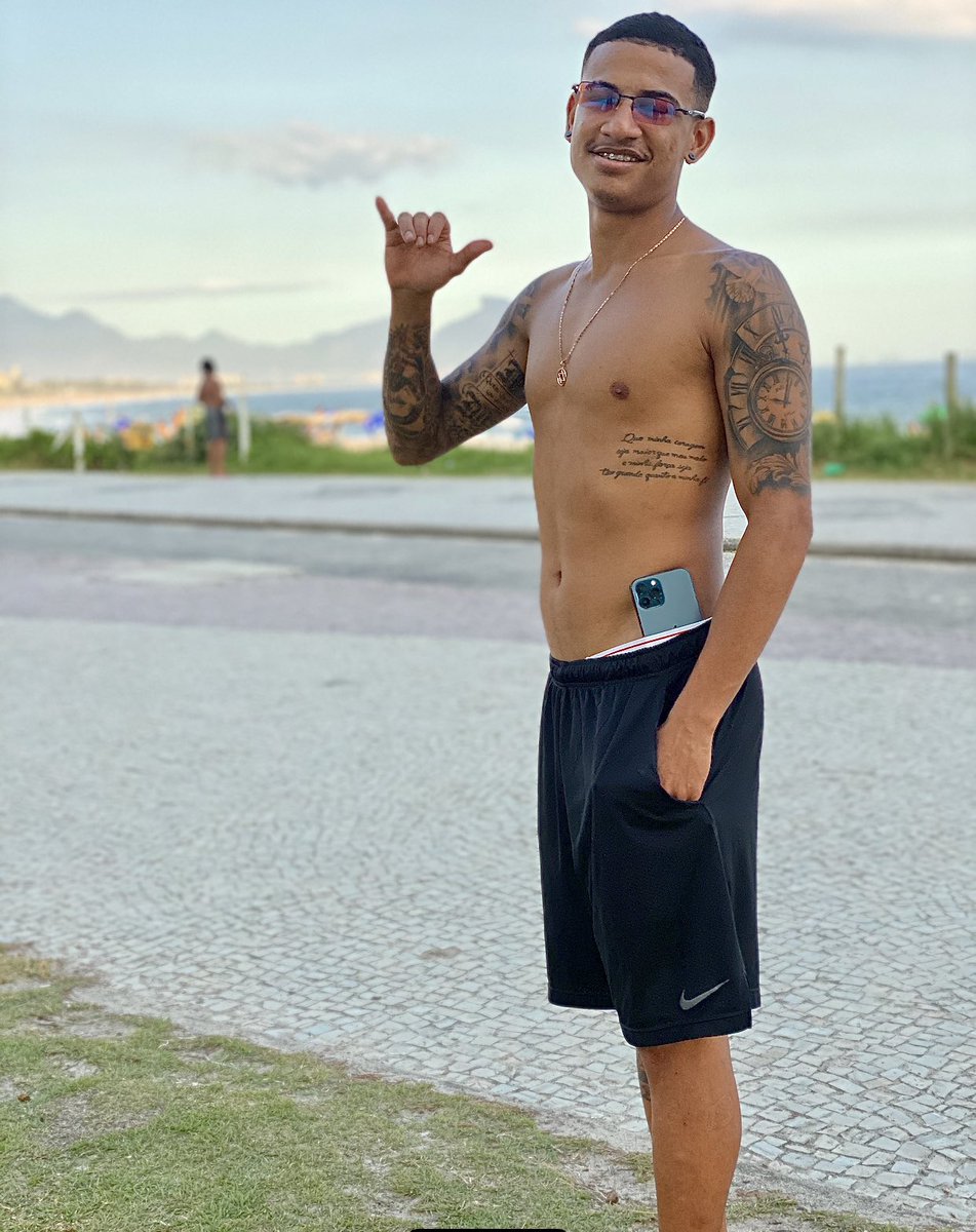 Vascaodocorte's tweet photo. 🏖🙅🏾‍♂️😍 https://t.co/B6olZBKg5G