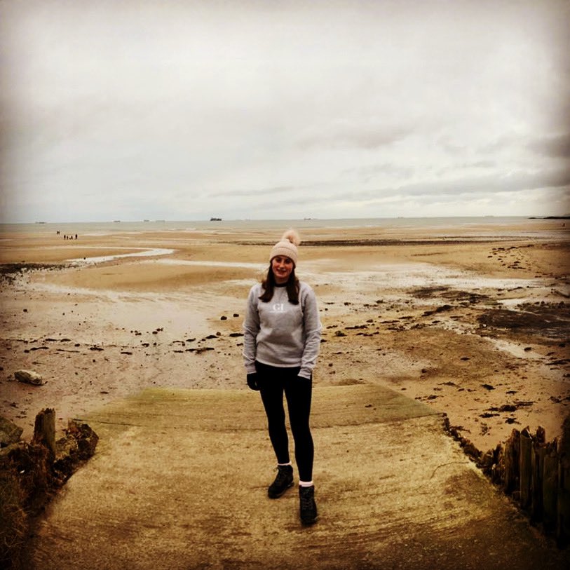 GwnaHarbour's tweet photo. 🧐We love seeing our customers in our GWNA attire! 🤩
❓❔❓But what beach is it❓❔❓
#crossthebridge #findyourplace.... #butwhere
#gwnaharbour ⛰🌲🌊 🌉 #Anglesey #ynysmon #shoplocalanglesey #angleseysale #weareanglesey #visitanglesey https://t.co/pMtmP3zUEY