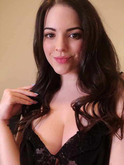 you need Me to stomp your balls ✨ https://t.co/pAIczxU0Bm<a href="/tag/brat"class="tags"><span>#brat</span></a>