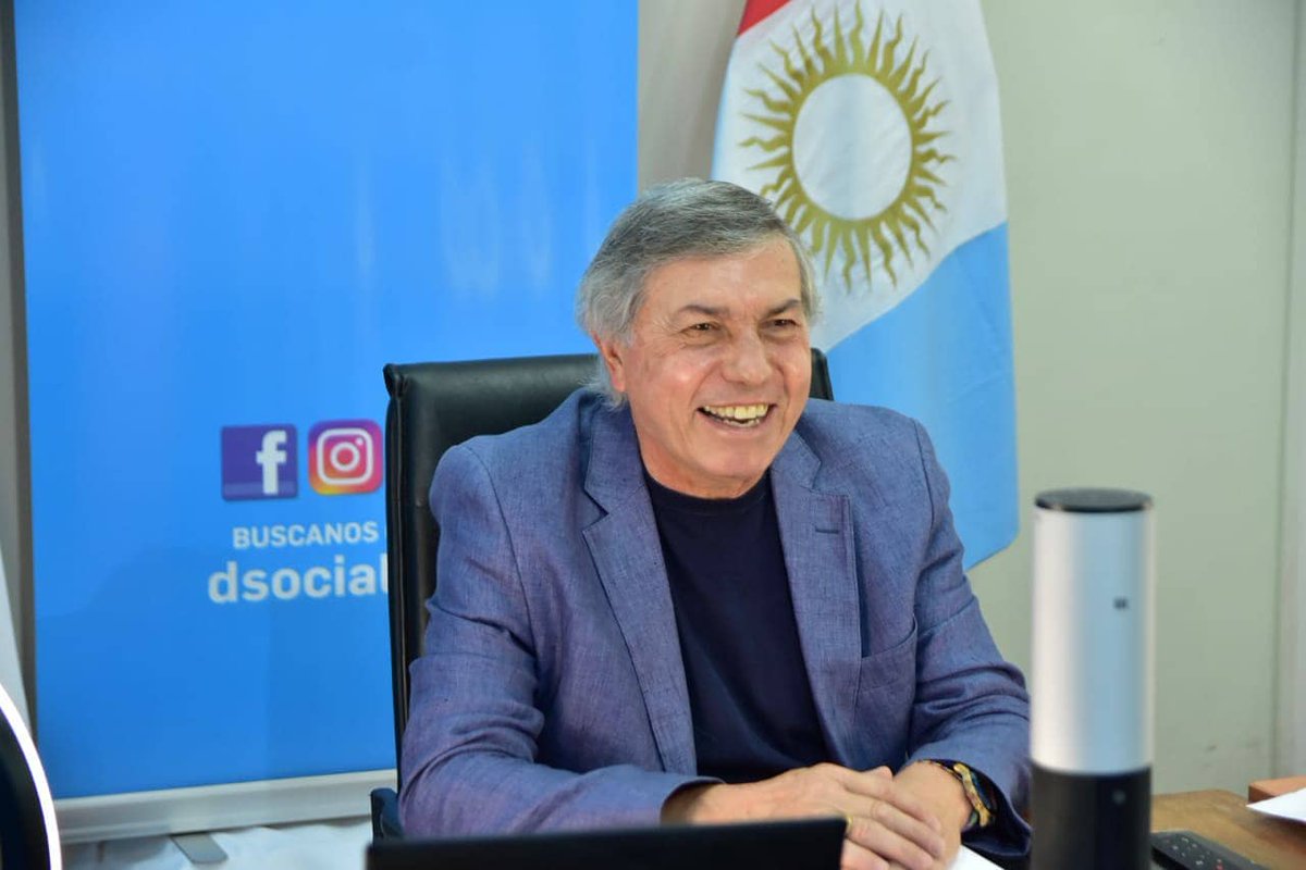 MinDSocialCBA's tweet photo. Inauguración de la obra de gas natural 🔥 en Colonia Italiana
Junto al ministro de Servicios Públicos @ministroflopez acompañamos al gobernador @JSchiaretti y al intendente Alberto Priotto a la inauguración de la obra de gas en #ColoniaItaliana. https://t.co/crDZofvhV2