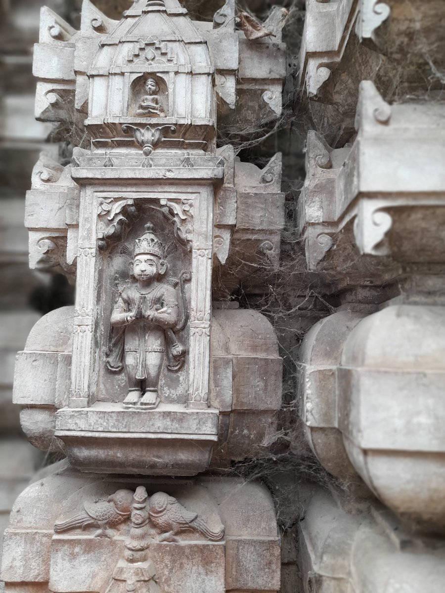giriratnamishra's tweet photo. This Mandir at Kashi was built by Maratha dynasty. Just look at the architecture of Mandir. 

This Lakshmi Narayan Mandir is in worst condition. This needs immediate action for restoration or else this may collapse soon.

@myogiadityanath @ReclaimTemples https://t.co/LTktOCmxk4