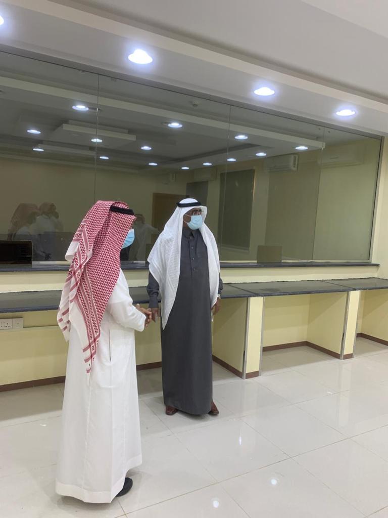 Bisha_U's tweet photo. تفقد رئيس #جامعة_بيشة أ.د.محمد بن محسن صفحي اليوم عددًا من مرافق الجامعة، واطّلع على آخر استعدادات الكليات والعمادات المساندة للفصل الدراسي الثاني، مشيدًا بالجهود المبذولة من منسوبي ومنسوبات الجامعة التي أثمرت عن نجاح سير العملية التعليمية خلال الفصل الدراسي الأول. https://t.co/w6zPSpHD5a