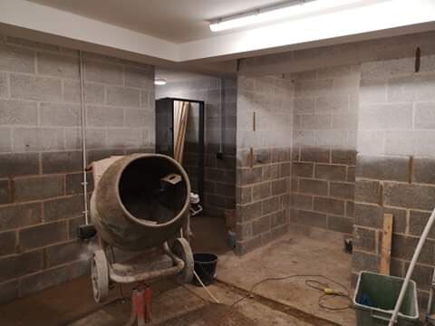 🔴⚪️⚫️ Club Update - Renovations 🔴⚪️⚫️ The club has been going through some massive renovations, inside and out. Check out some of the images we’ve got so far! New changing rooms, a new bar and extension have all been built and brought into the club! A thread 1/3... 🔴⚪️⚫️