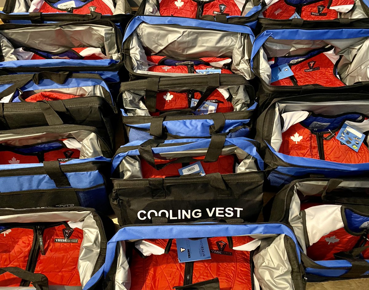 CoolCanuckCorp's tweet photo. ๐ด๐ปโโ๏ธ ๐จ๐ฆ Cooling Vest order ready to go out the door to @CyclingCanada.
#comealongfortheride #werideforcanada #techniche #hyperkewl https://t.co/y4Hyoca3GW