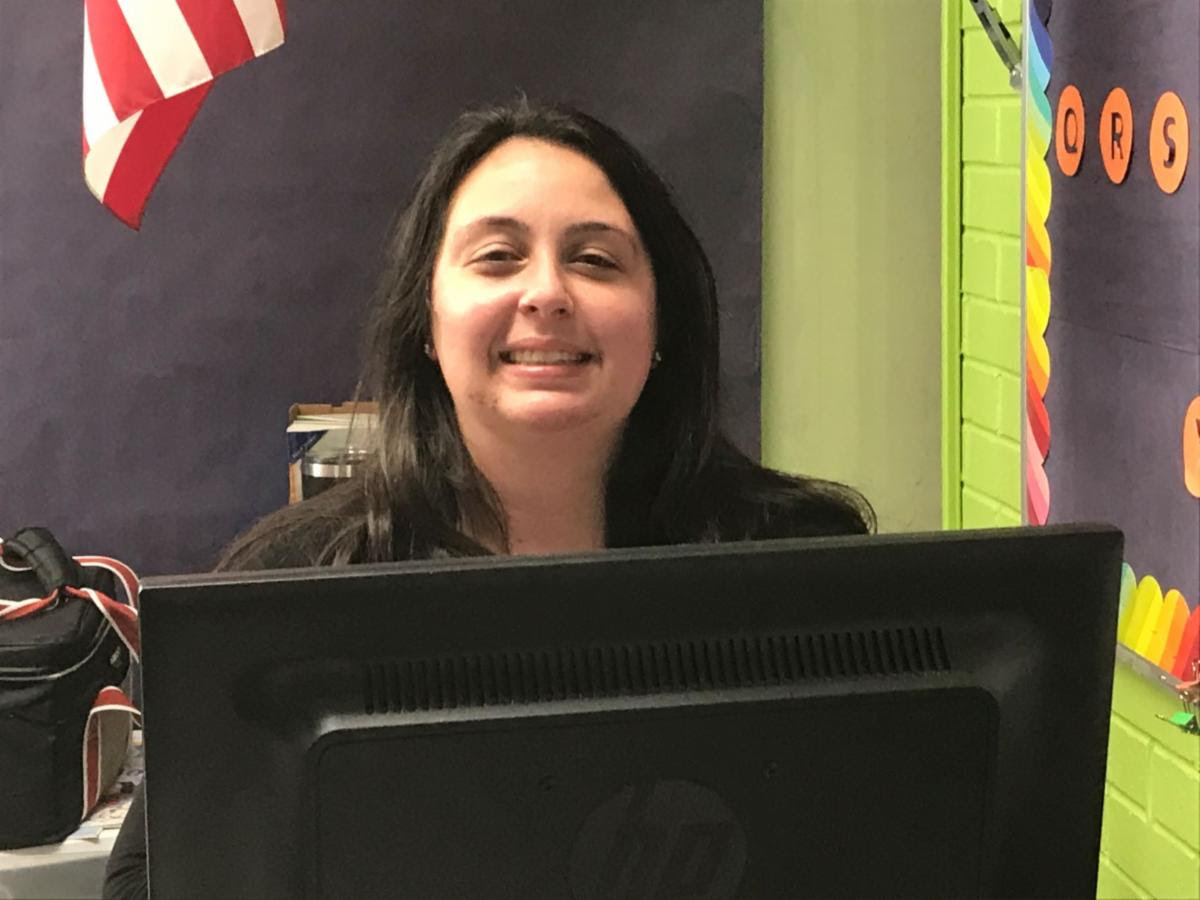 SaginawISD's tweet image. Meet your educators of the month! Principal Austin Brinkman nominated Christian Saxton &amp;amp; Lacey Jones as educators going above and beyond to serve the students at the #InternationalAcademyOfSaginaw! 

Read the full story: conta.cc/2MY8Al6 
#SaginawISD #EducatorGuide